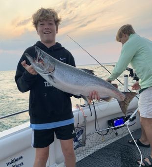 Big water, big bites on Lake Ontario.