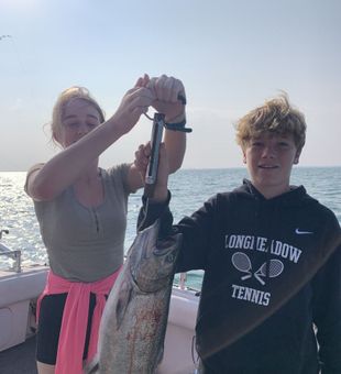 Sunrise lines and calm Lake Ontario vibes.