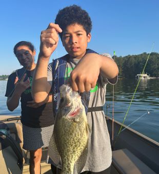 Lake Lanier Crappie fishing fun! 