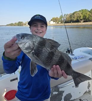 Experience some of the best inshore fishing on the Alabama Gulf Coast while creating unforgettable moments with your loved ones.