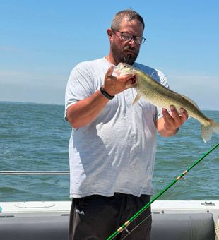 Make memories on Lake Erie.