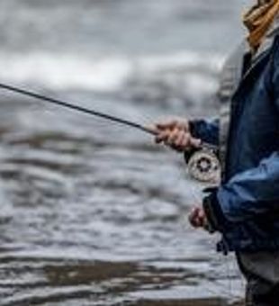 Deschutes river fly fishing, OR