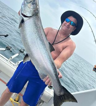 Chasing Kings: Salmon Adventures Unleashed.