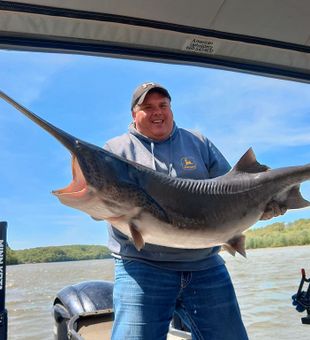 Huge paddlefish catch! 🐟🎣