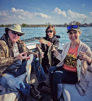 Unforgettable Walleye Fishing in Detroit River
