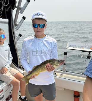 Trolling for walleye pays off at Knife River Marina!