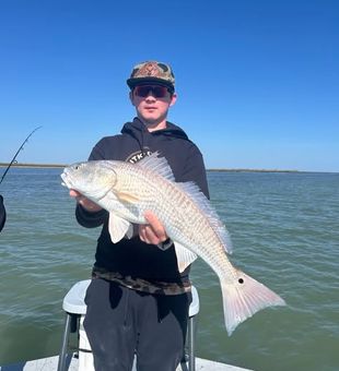 Make lasting memories on the water with a Port Isabel inshore fishing charter designed for families, groups, and serious anglers alike.