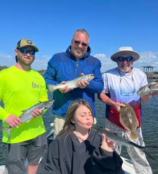 Family fishing fun! 🎣👨‍👩‍👧‍👦
