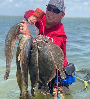 Strong catch of Redfish and Flounder on the wade!