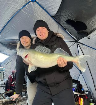 This walleye bite just can’t be beat!