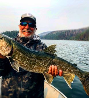 Sharp hooks and monster strikes!