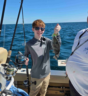 Strong black seabass catch on a bright day!