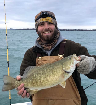 Lake St Clair Small Mouth Bass Fishing