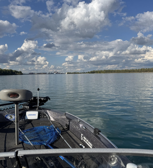 Perfect setup for jigging and trolling on calm waters. Adventure awaits with the best fishing conditions!