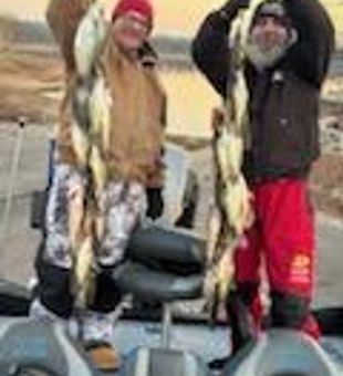 Missouri crappie fishing at its best — steady bites and full livewells on Pomme de Terre Lake.