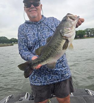 Nice Alba TX bass making for a great fishing day!
