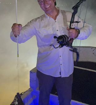 Bowfishing vibes after dark