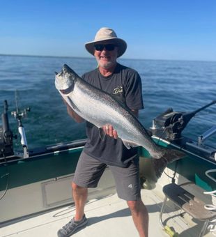 Solid Chinook salmon catch on Lake Michigan!