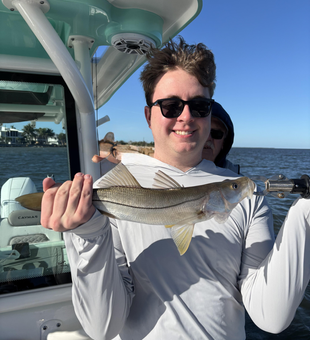 Nice snook on heavy tackle in Cape Coral! Perfect conditions for an exciting adventure.
