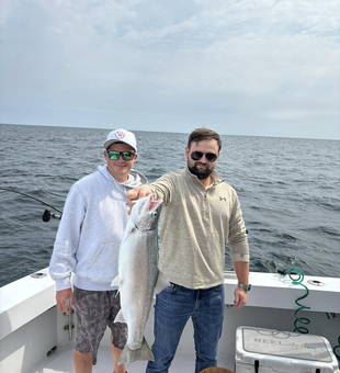 Salmon fishing magic in Green Bay! 