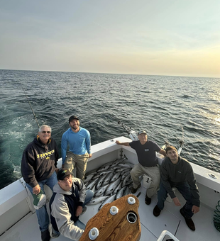 Salmon fishing in Sturgeon Bay bliss!