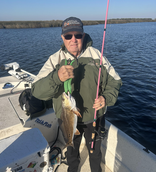 Nice redfish using jigging with heavy and light tackle setup!