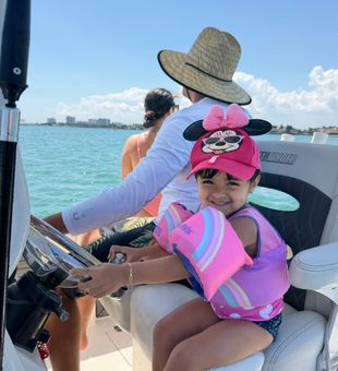 Perfect day for cruising North Miami's beautiful waters!