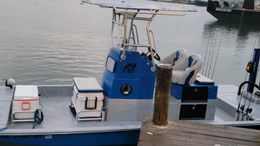 James Regini Guide Service El Pescador (Bay boat) Boat image 0