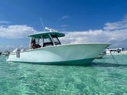 Holloway Yacht Charters, LLC Sportsman Boat image 0