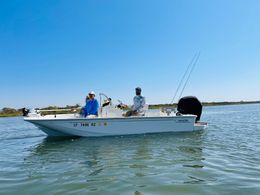 MacKenzie On The Fly Boston Whaler Montauk boat image 0