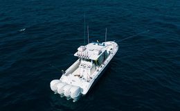 Unreel Sportfishing  HCB Boat image 0
