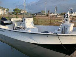Gill’s All Outdoor Guide Service 2400 Blazer Bay Boat image 0