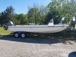 Papa Bob's Guide Service Falcon (Center console) boat image 0