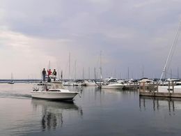 Traverse City Charter Fishing Luhrs Boat image 0
