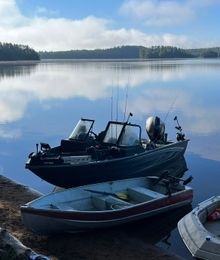 Opeongo Lake Guide Service Starcraft Boat image 0
