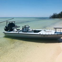 Silver King Charters Maverick HPX-V Boat image 0