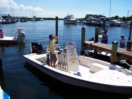 Red Fin Addict Inshore Charters Pathfinder (Flats boat) Boat image 0