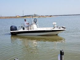 Rusty Hook Charters NauticStar Bay Boat Boat image 0