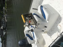 Clear Lake Texas Fishing Trips Blue Wave boat image 0