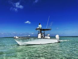 Down Low Sportfishing Latitude Boat image 0