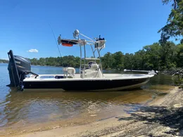 North West Florida Guide Service Pathfinder Boat image 0