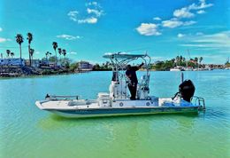Crystal Flats Guide Service Shallowstalker boat image 0