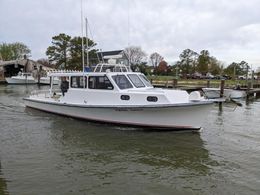 Vista Lady Fish Cecil Robbins Boat image 0