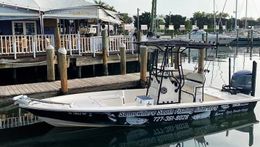 Somewhere South Fishing Charters Pathfinder Tournament Series Boat image 0