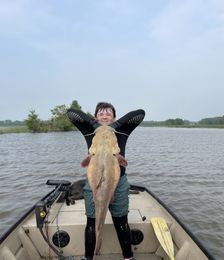 Cat Snatcher Noodling Guide Alumaweld boat image 0