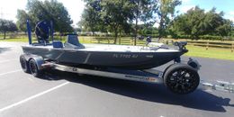 Gators big bass guide service Big O boats Boat image 0