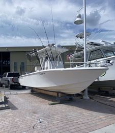 Hunter Sport Fishing SeaHunter Boat image 0