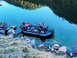 TailWalkers Adventure Co. River Rat Raft boat image 0