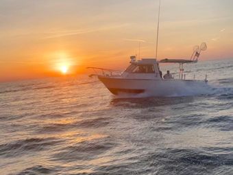 Champion Charters Island Hopper Boat