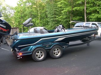 Terry Baksay Fishing Enterprises Skeeter Bass Boat boat